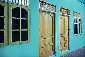 OYO 93298 Barito House