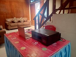 OYO 93303 Lourdes Blessing Hill