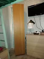 Room in House - 2 Floors 2 Bedrooms Near Central Station