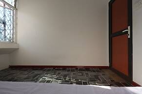 SPOT ON 93312 Homestay OrangeNearNagoya Hill Shopping Mall