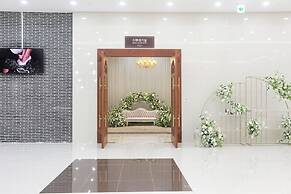 Benikea Hotel Seosan