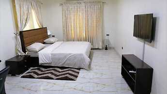 Stunning 2-bed Apartment in Lagos