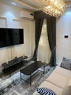 Captivating 3-bed Apartment in Ikeja