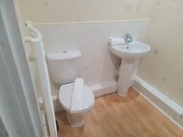 Remarkable 1-bed Apartment in Romford