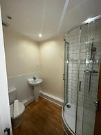 Remarkable 1-bed Apartment in Romford