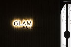 Glam Hotel