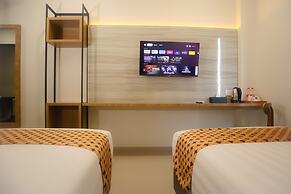 Front One Hotel Gombong