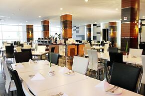 LORIN SYARIAH HOTEL SENTUL