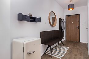 Studio With Parking & Gym by Renters
