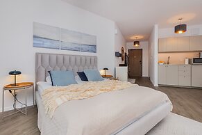 Studio With Parking & Gym by Renters