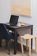 Studio With Parking & Gym by Renters