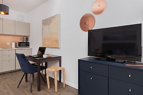 Studio With Parking & Gym by Renters