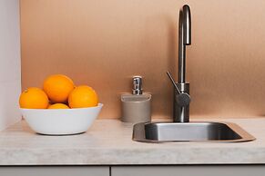 Studio With Parking & Gym by Renters