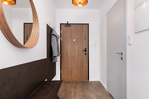 Studio With Parking & Gym by Renters