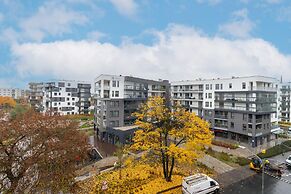 Studio With Parking & Gym by Renters