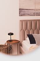 Studio With Parking & Gym by Renters