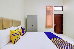 SPOT ON 93245 Guest House Mulia Dua Syariah