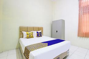 SPOT ON 93245 Guest House Mulia Dua Syariah