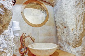 Matiana View Cave Hotel