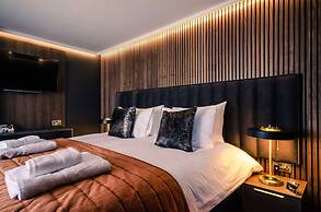 Sweeney Aviemore One