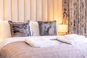 Sweeney Aviemore One