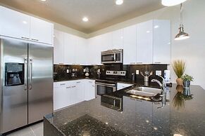 Beautiful House, Private Splash Pool, Balcony Off Master Suite, Free W