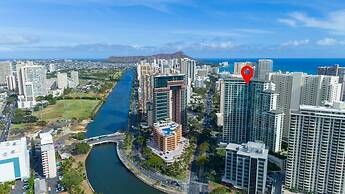Allure Waikiki 2 Bedroom Condo by RedAwning