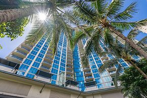 Allure Waikiki 2 Bedroom Condo by RedAwning