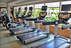 Allure Waikiki 2 Bedroom Condo by RedAwning