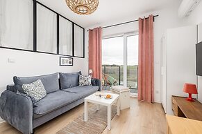 Szprotka Apartment by Renters