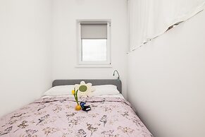 Szprotka Apartment by Renters