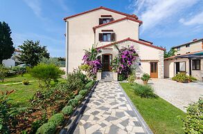 Apartments Bungavilia