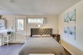 5 Mi to Dtwn: Pet-friendly Phoenix Studio w/ Yard