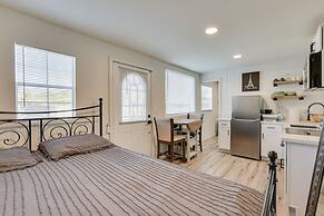 Modern Tiny Home ~ 5 Mi to Downtown Phoenix!