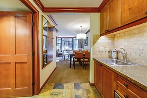 Breathtaking Olympic Valley Gem: Walk to Chairlift