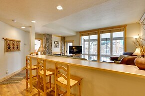 Inviting Granby Ranch Townhome w/ Fireplace!