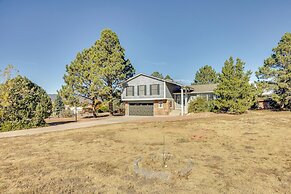 Spacious Colorado Springs Home With Fire Pit!
