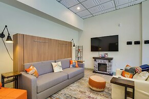 Mtn & Lake Views: Chic Keystone Studio