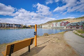 Mtn & Lake Views: Chic Keystone Studio