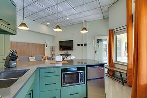 Mtn & Lake Views: Chic Keystone Studio