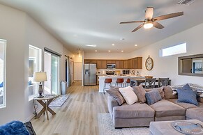 Bullhead City Home: Central A/C + Pool Access