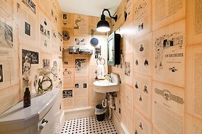 Western-themed Decatur Studio on Main Street!