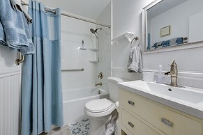 Walkable Calabash Condo w/ Pool Access!
