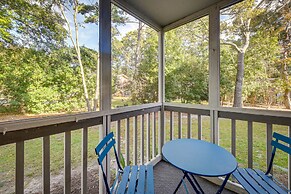 Walkable Calabash Condo w/ Pool Access!