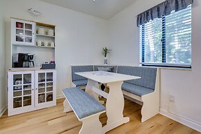 Walkable Calabash Condo w/ Pool Access!