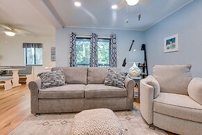 Walkable Calabash Condo w/ Pool Access!