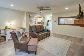 A-frame Cottage w/ Deck ~ 5 Mi to Lake Bastrop!