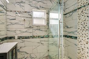 Pet-friendly Englewood Home - 4 Mi to Beach!