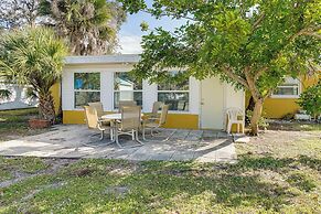 Pet-friendly Englewood Home - 4 Mi to Beach!