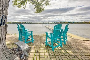 Lakefront Antioch Cottage w/ Dock & Gas Grill!